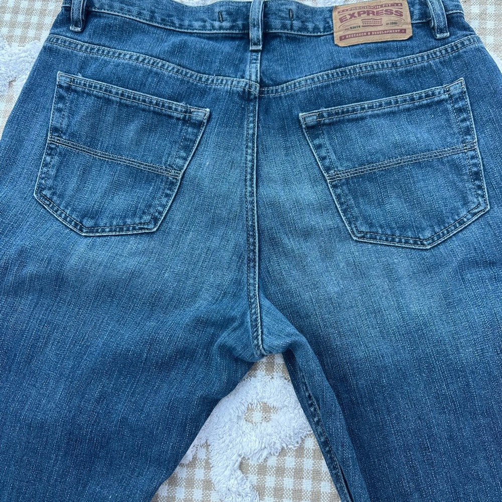 Express Men's Jeans in Medium Blue Wash 34x30